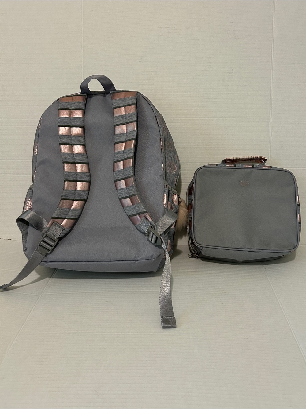 Justice ‘A’ Glitter Gray Backpack & Lunchbox Set with Rose Gold Polka Dots - Picture 15 of 16